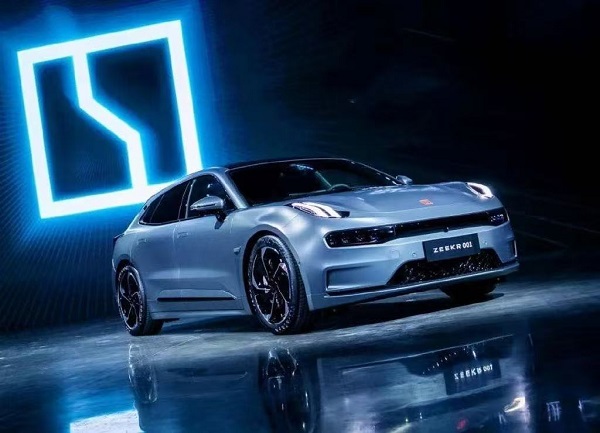 CES पदार्पणापासून ते वाळवंटाच्या विजयापर्यंत: Zeekr वादळाने मध्य पूर्व घेते