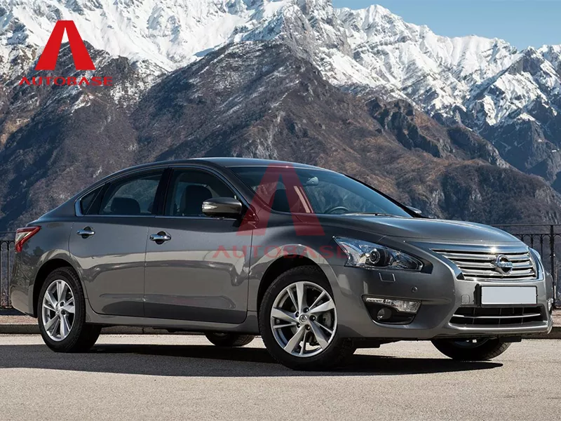 निसान तेना